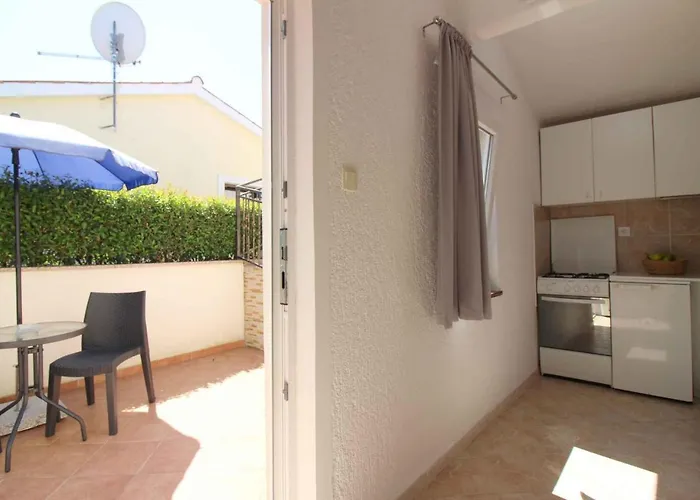 In - Istrien 10215 아파트 포레치